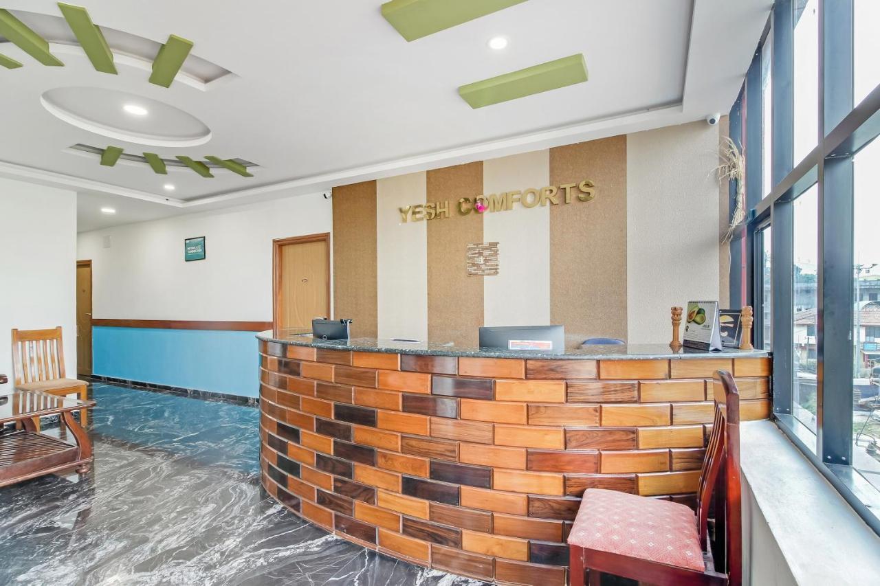 Oyo 28303 Yesh Comforts Hotel Madikeri Luaran gambar